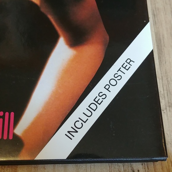 Madonna Books x2 Collectable - Picture 4 of 8